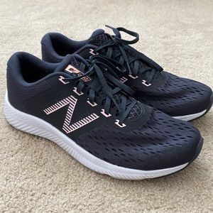 New Balance DRIFT V1 Running Shoe